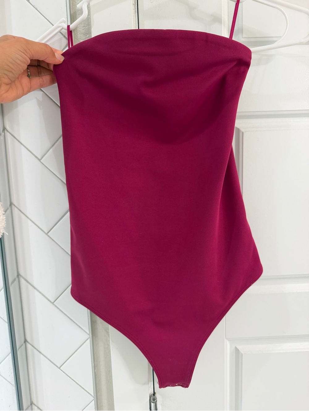 New Express Body Contour Strapless Tube Top Magenta Bodysuit Size XXS